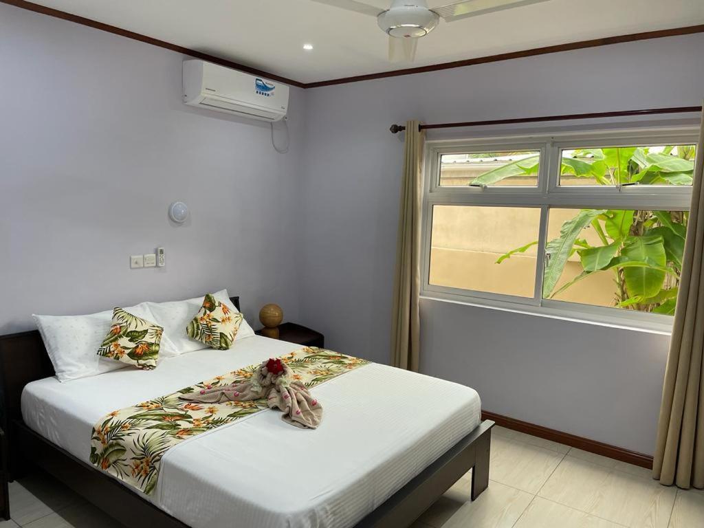 Mokara Holiday Apartment Anse Royale Exterior photo
